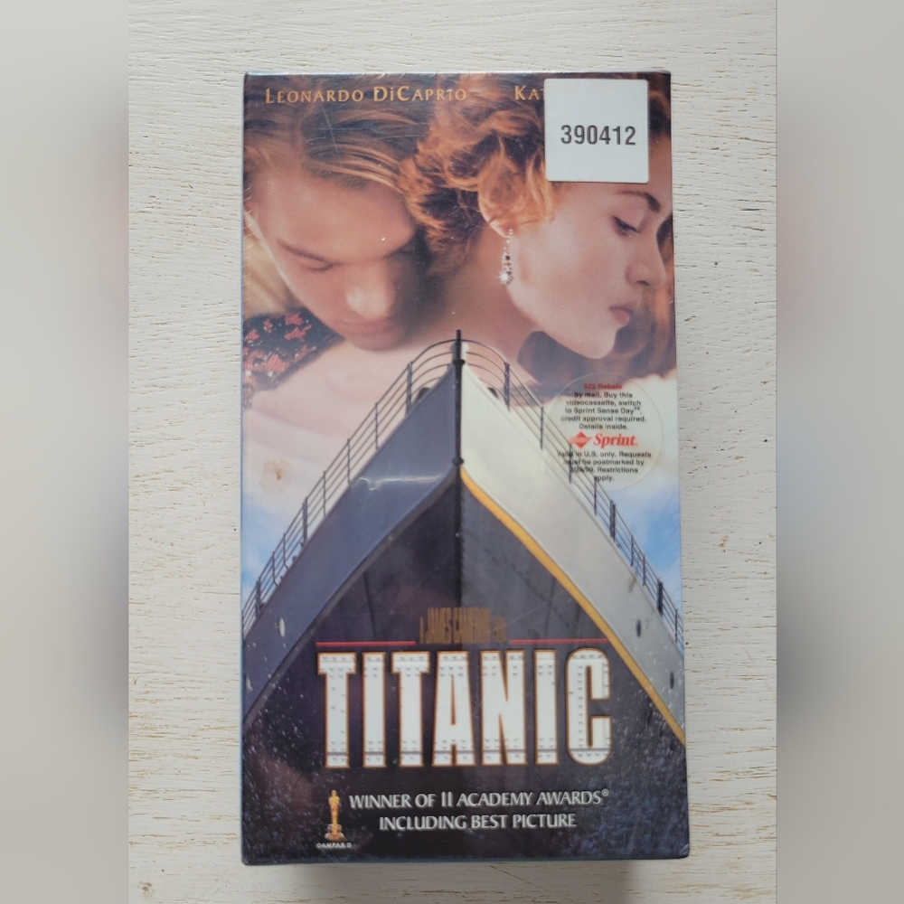 Titanic Movie VHS Tape
